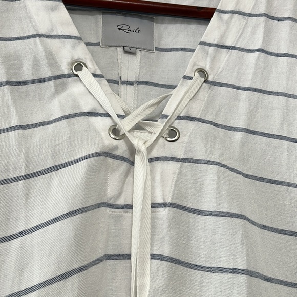 Rails Lily Positano Stripe Linen Lace Up Top - Picture 5 of 16